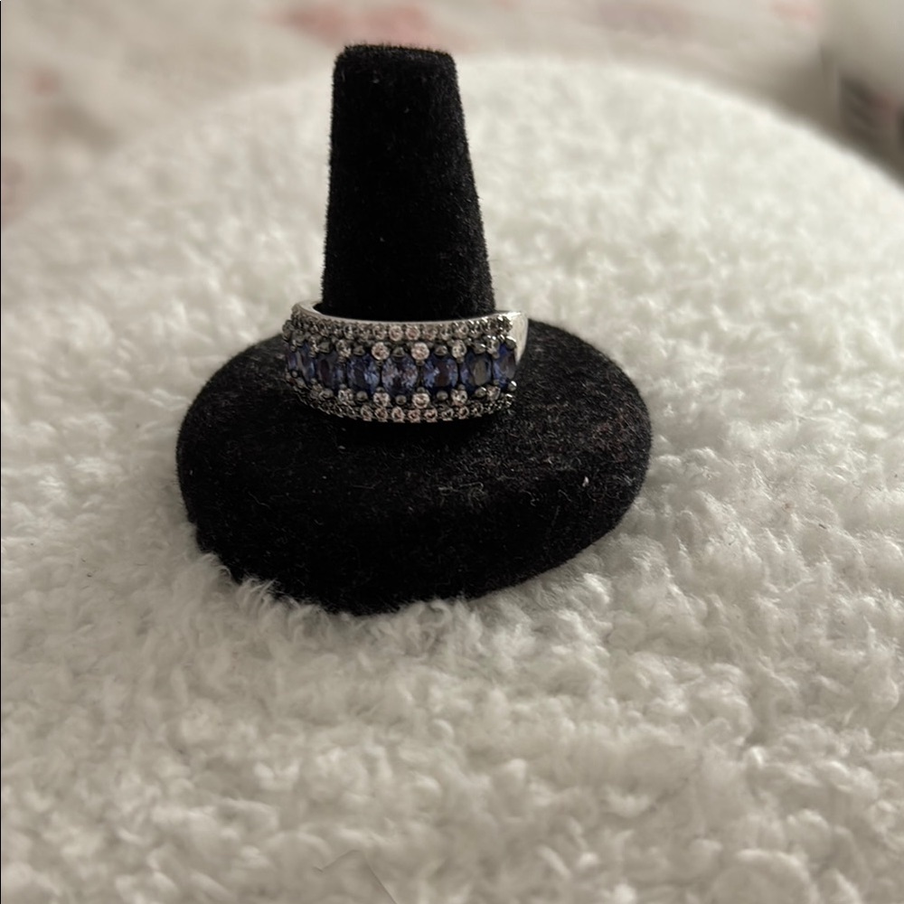 Elegant Silver and Blue Ring